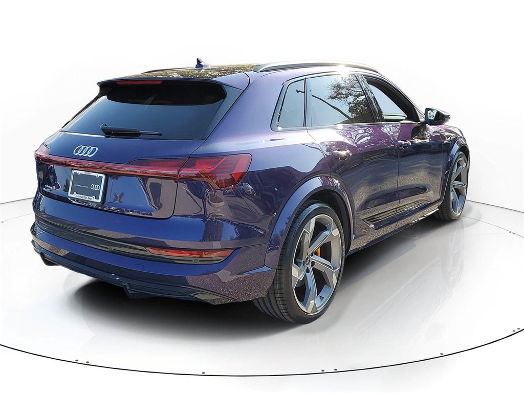 Used 2023 Audi e-tron S Prestige w/ Prestige Package image 4