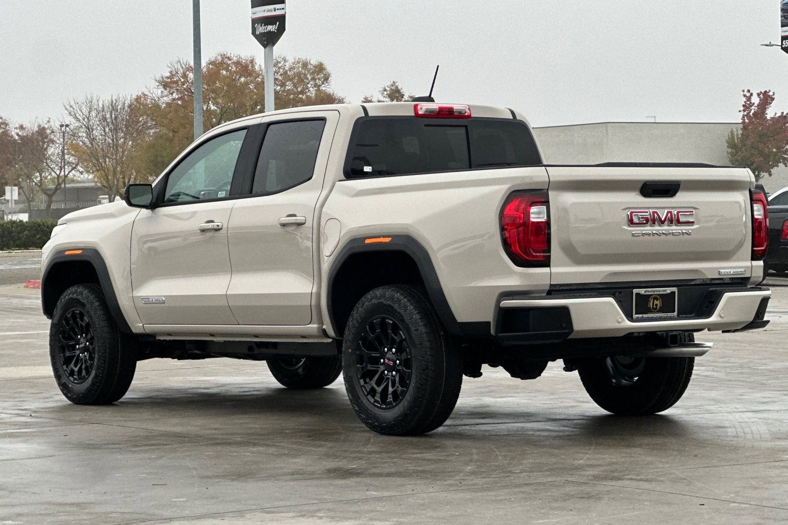 New 2026 GMC Canyon Elevation image 4