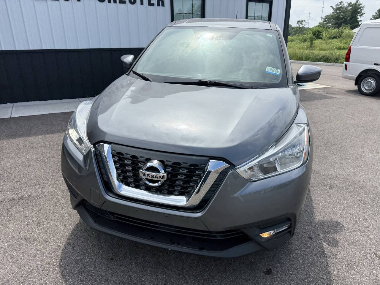 Used 2019 Nissan Kicks S FWD image 2