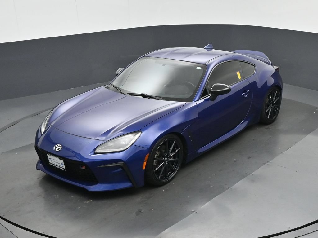 Used 2022 Toyota GR86 Premium RWD image 49