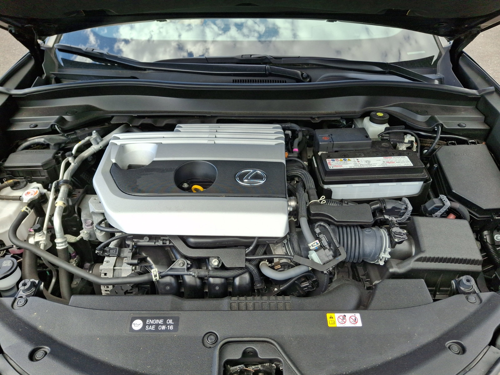 Used 2022 Lexus UX 200 w/ Accessory Package (Z1) FWD image 27