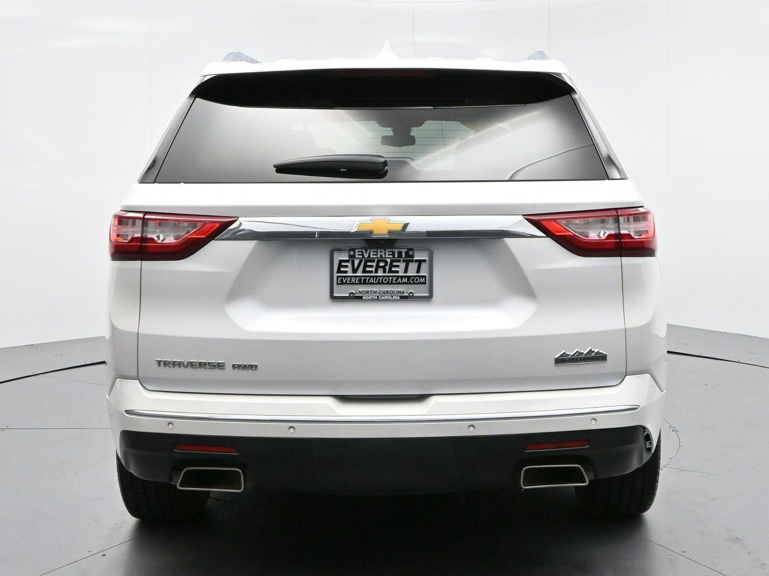 Used 2019 Chevrolet Traverse High Country w/ LPO, Floor Liner Package AWD/4WD image 6