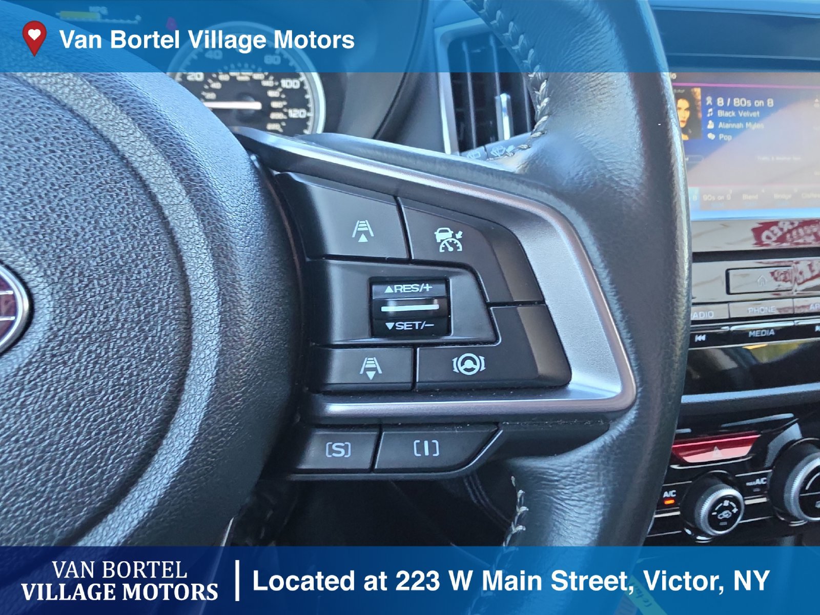 Used 2023 Subaru Forester Premium AWD/4WD image 16