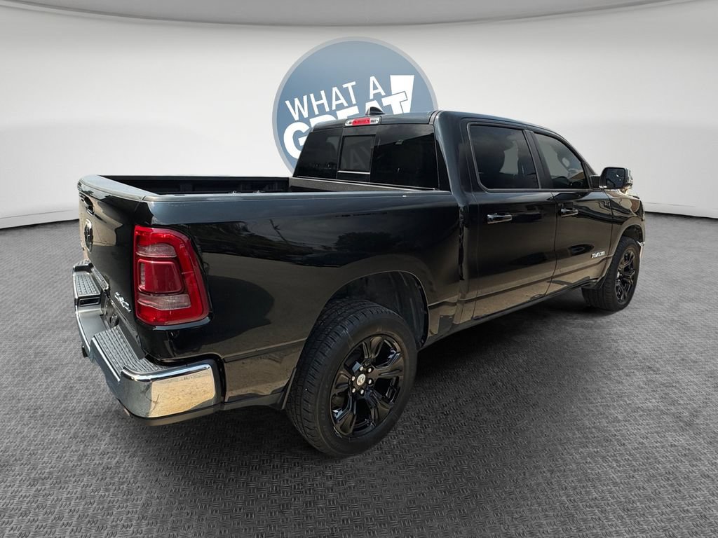 Used 2023 RAM 1500 Laramie AWD/4WD image 3