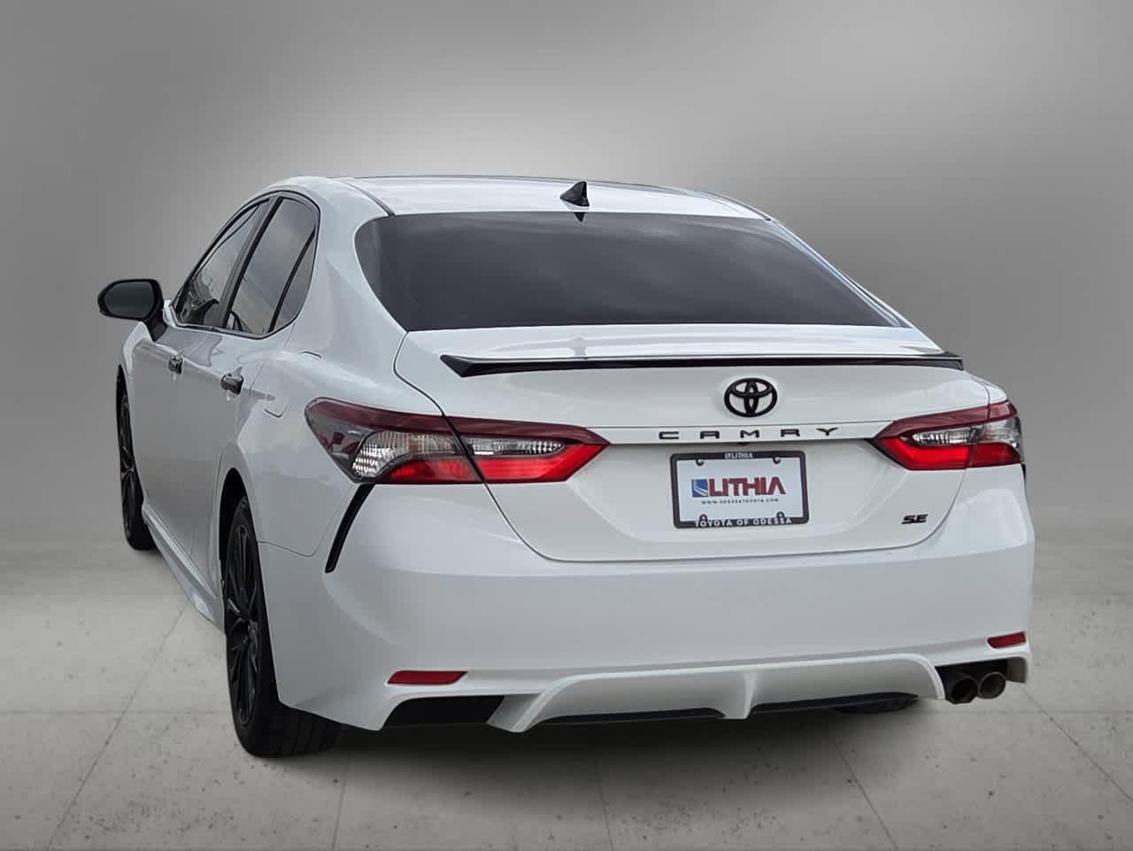 Certified 2022 Toyota Camry SE FWD image 7