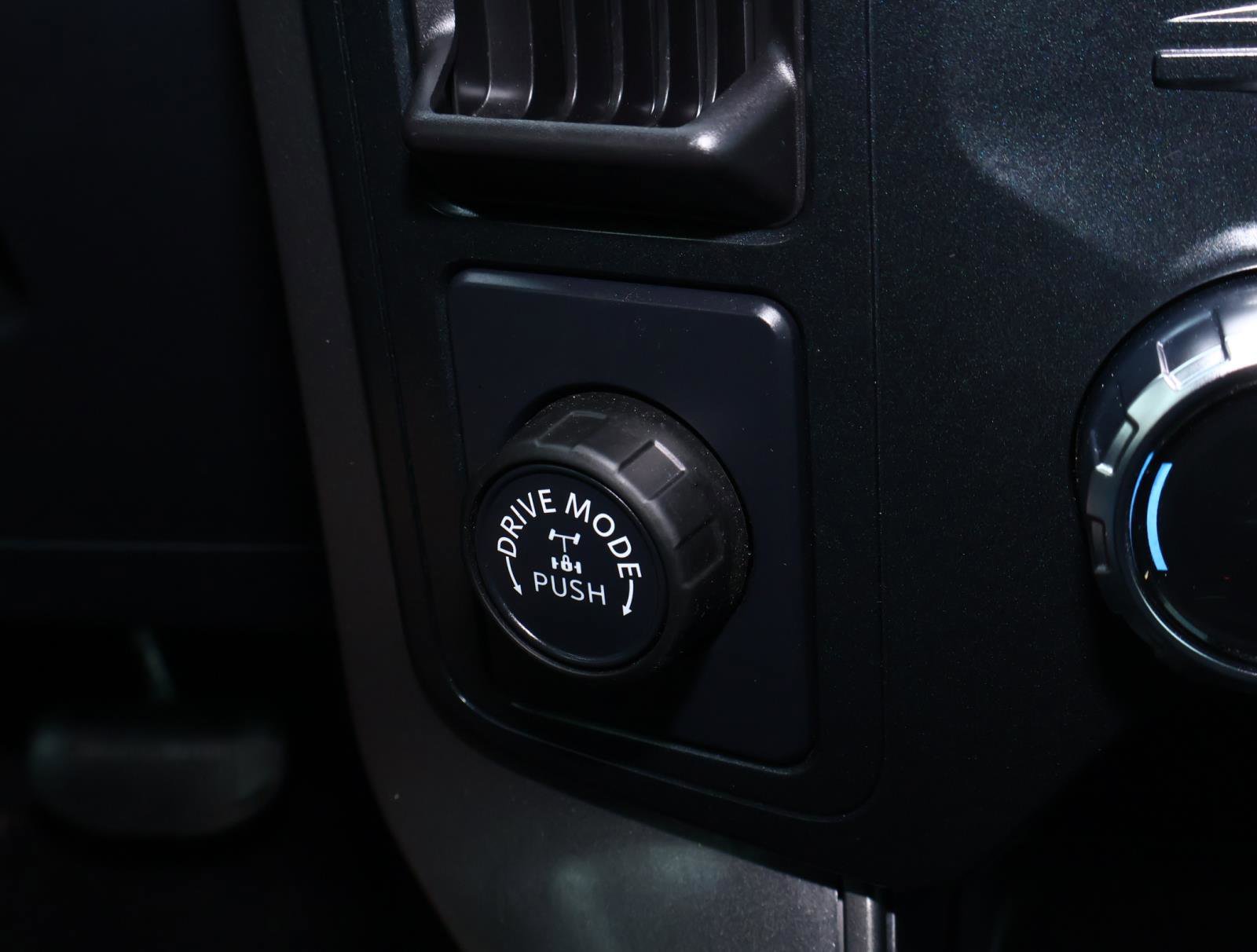 Used 2024 Ford F150 XLT w/ Equipment Group 302A MID image 27