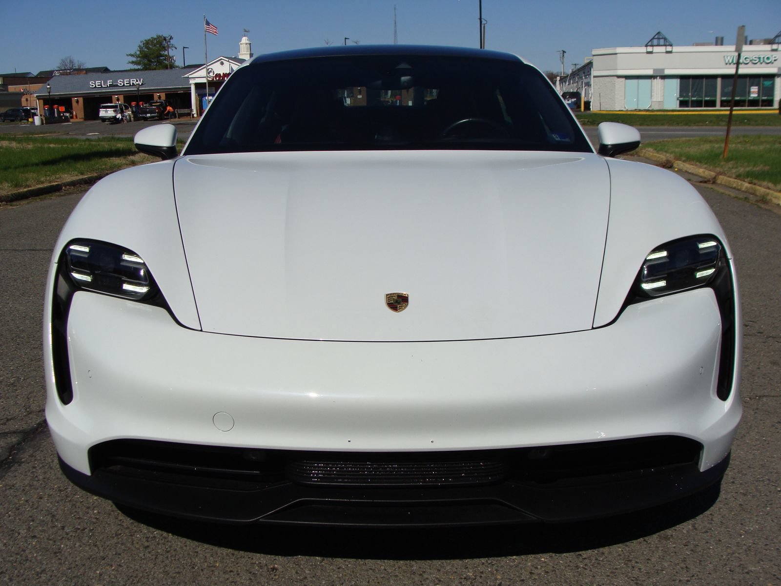 Used 2020 Porsche Taycan 4S AWD/4WD image 2
