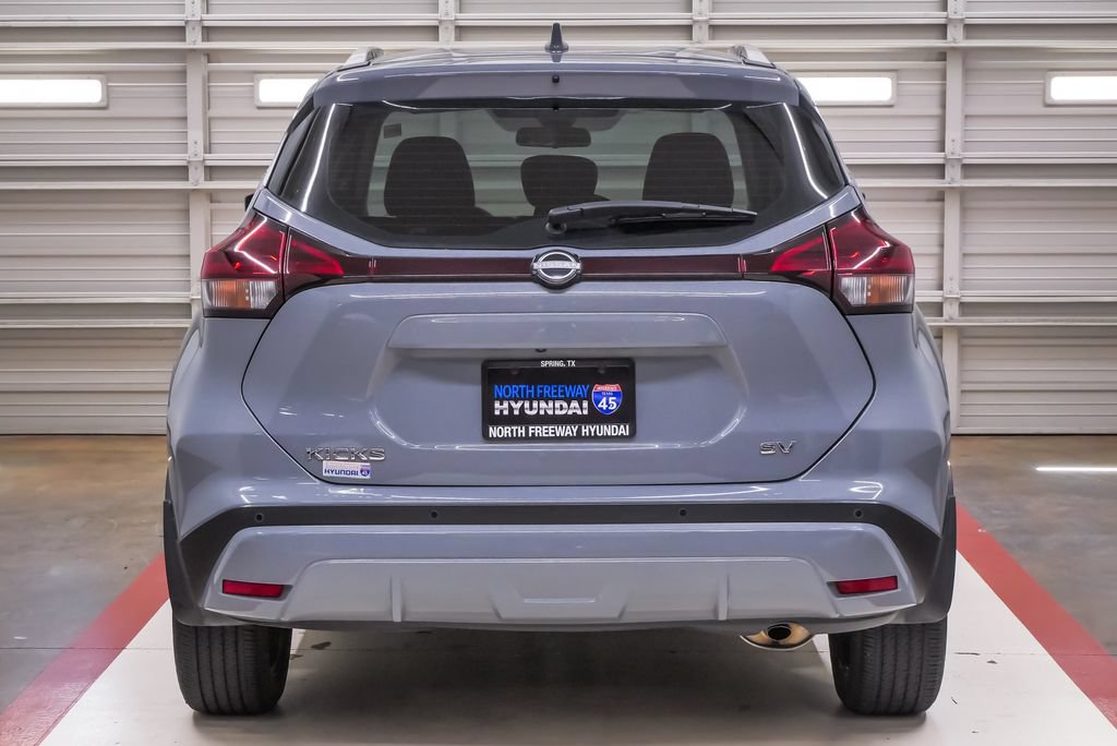 Used 2023 Nissan Kicks SV FWD image 7