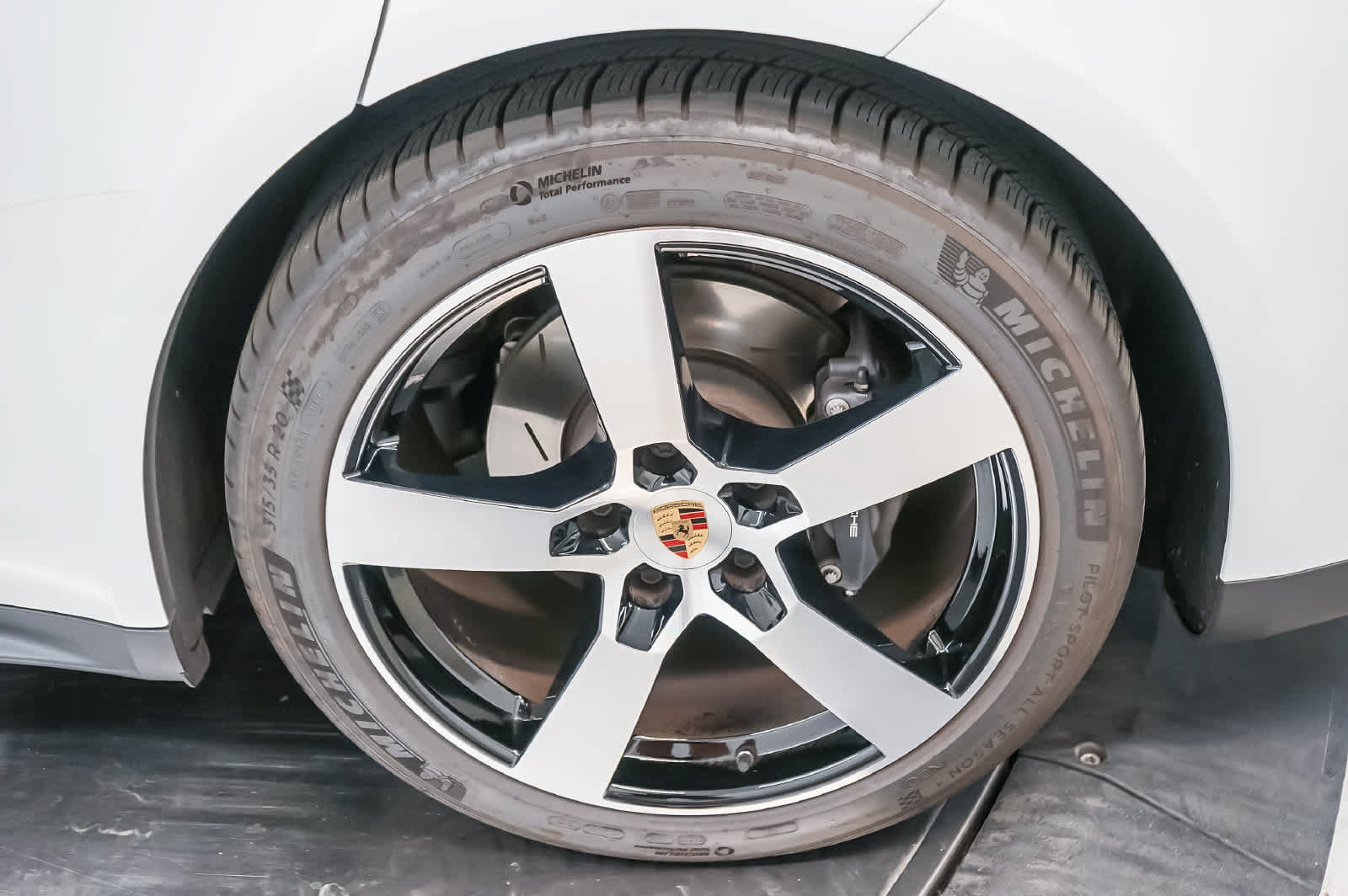 Certified 2025 Porsche Panamera 4 AWD/4WD image 13