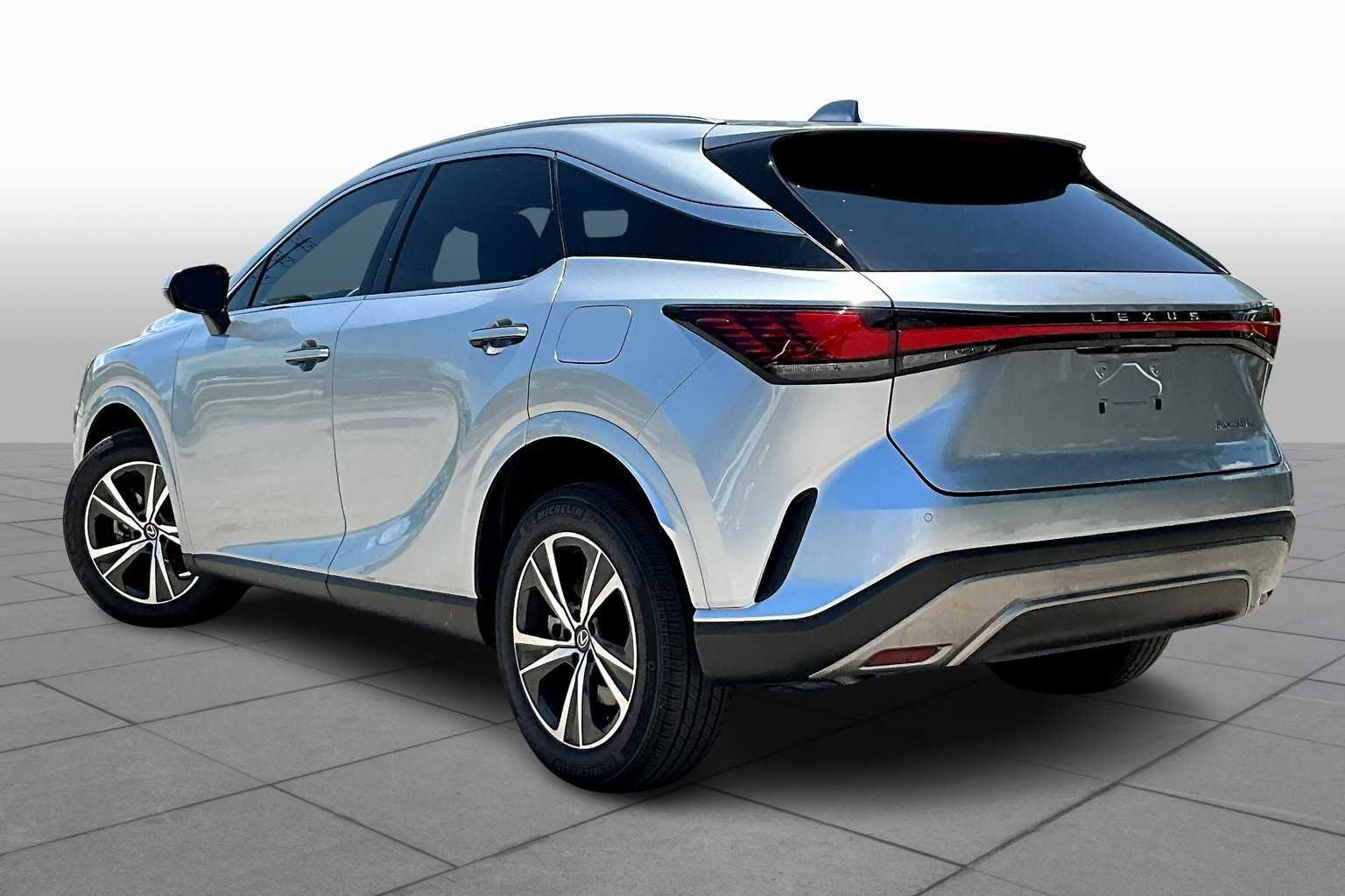 Used 2023 Lexus RX 350 Premium w/ Accessory Package (Z1) image 22