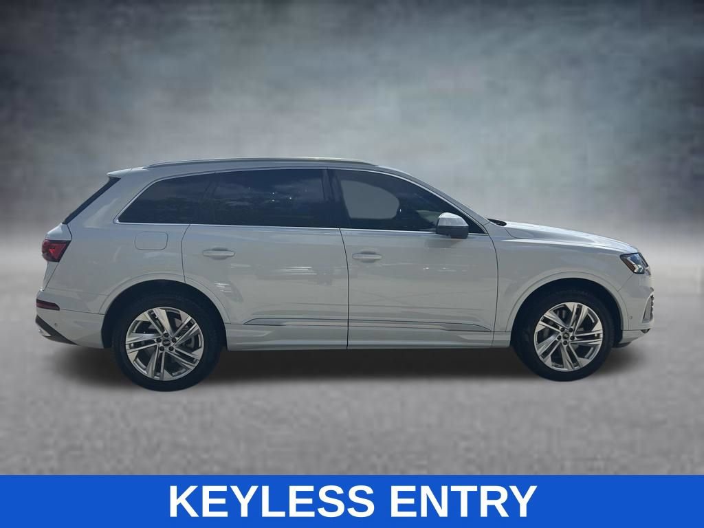 Used 2023 Audi Q7 3.0T Premium Plus w/ Premium Plus Package AWD/4WD image 8