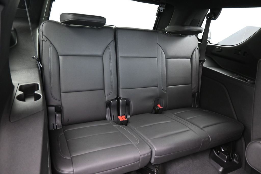 Used 2023 Chevrolet Tahoe Z71 w/ Luxury Package AWD/4WD image 46
