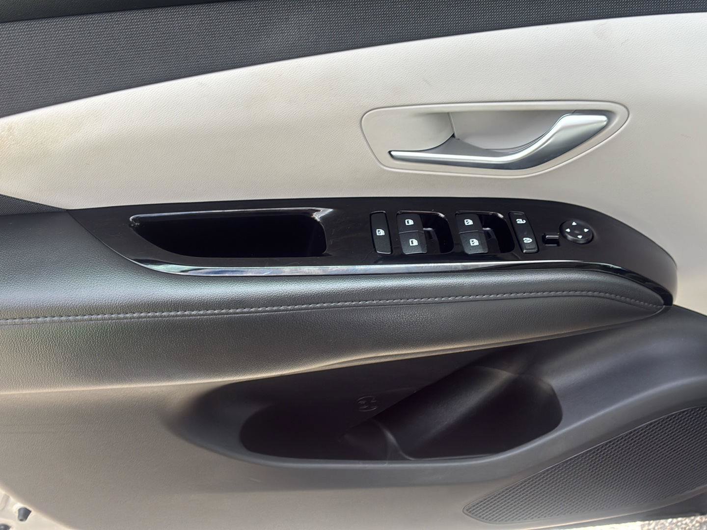 Certified 2024 Hyundai Tucson Limited AWD/4WD image 31