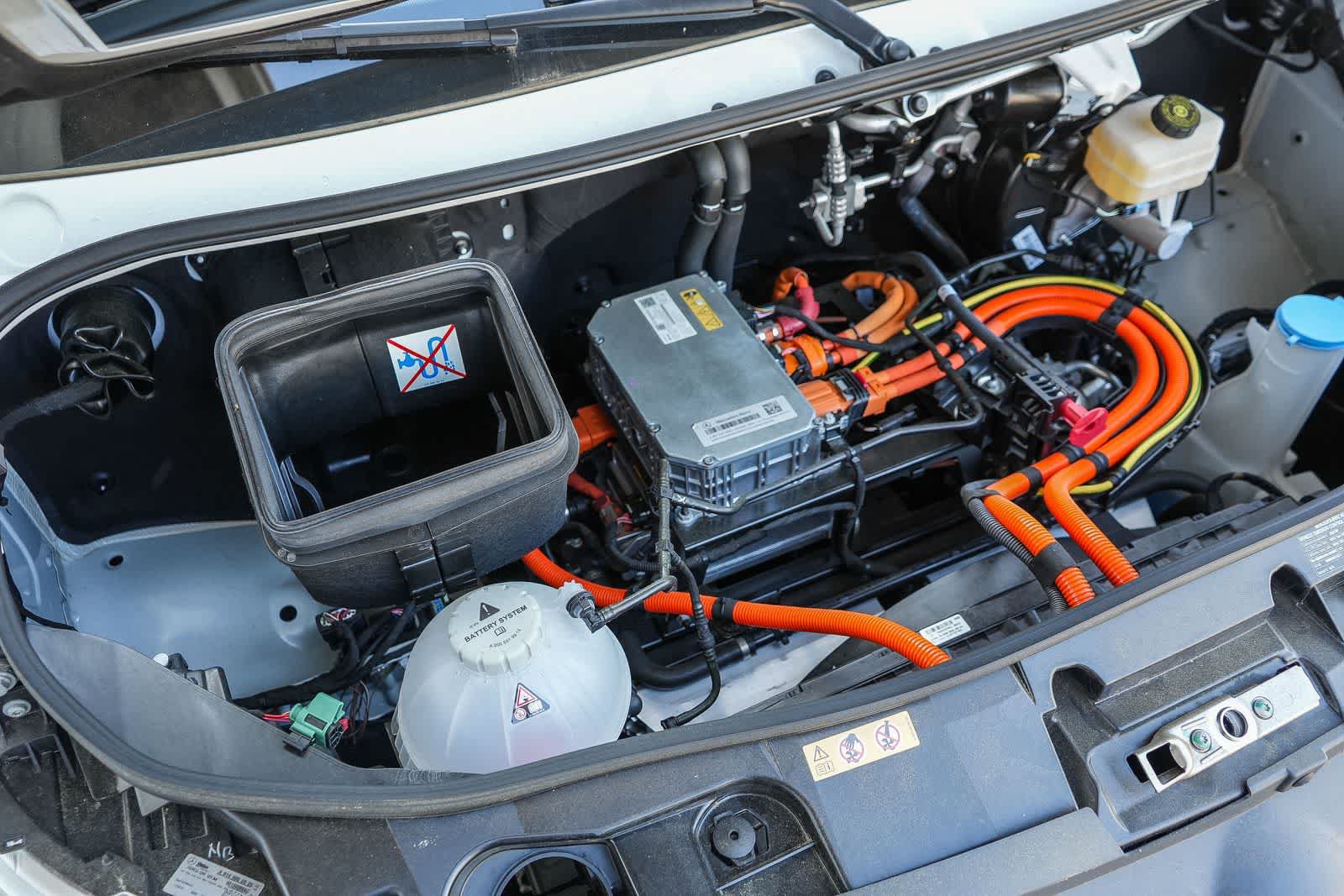New 2025 Mercedes-Benz eSprinter 170 Cargo image 34