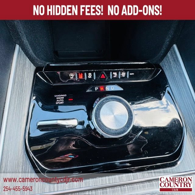 Used 2024 Jeep Wagoneer Series II AWD/4WD image 16