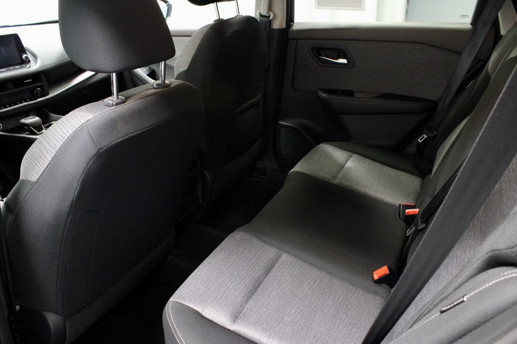 Used 2023 Nissan Rogue SV AWD/4WD image 20