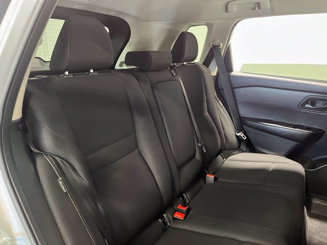 Used 2024 Nissan Rogue S AWD/4WD image 14