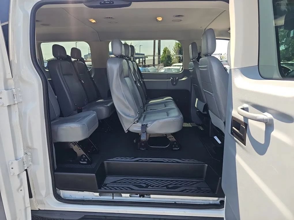 Used 2017 Ford Transit 350 XL RWD image 18