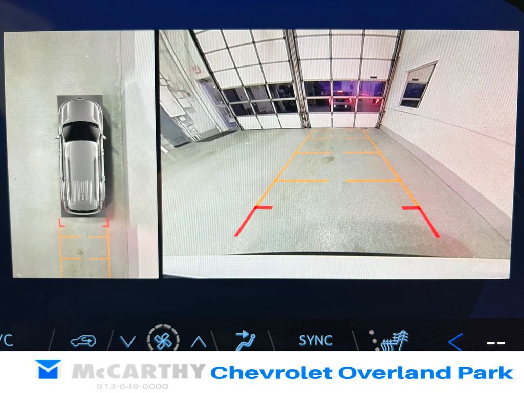 Used 2024 Chevrolet Traverse LT w/ LPO, Floor Liner Package image 20