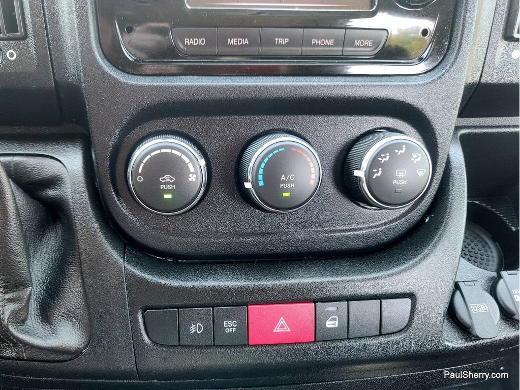 Used 2021 RAM ProMaster 3500 w/ Premium Appearance Group FWD image 29
