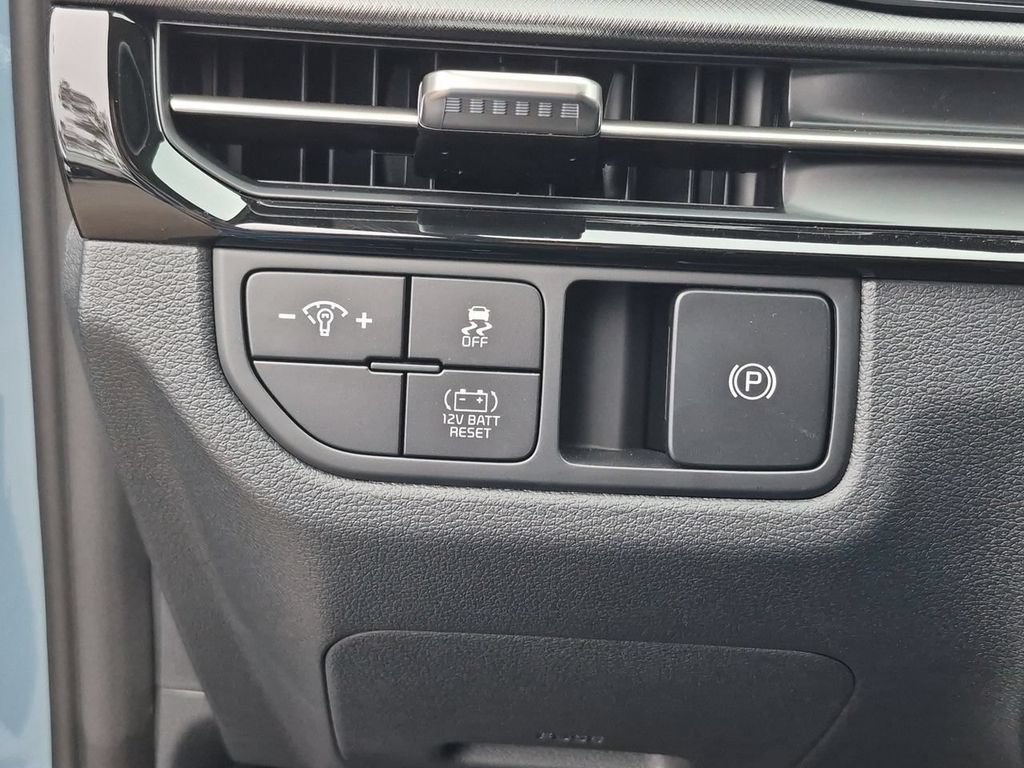 New 2026 Kia Sportage S AWD/4WD image 18