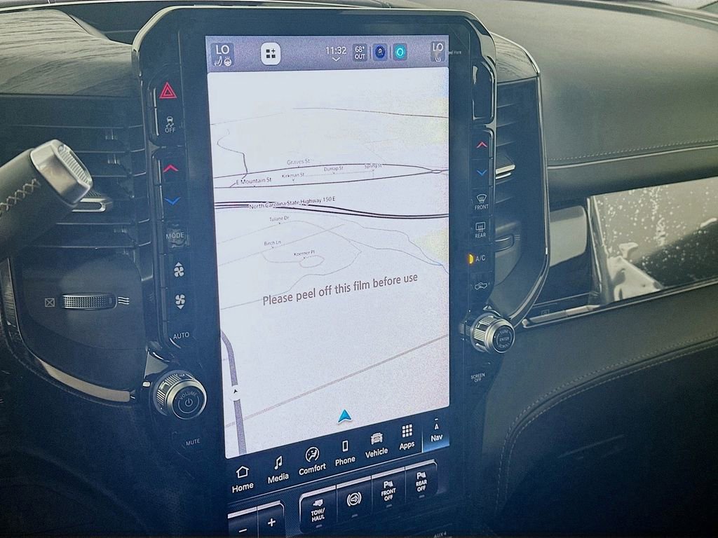 New 2025 RAM 3500 Limited w/ Towing Technology Group image 16