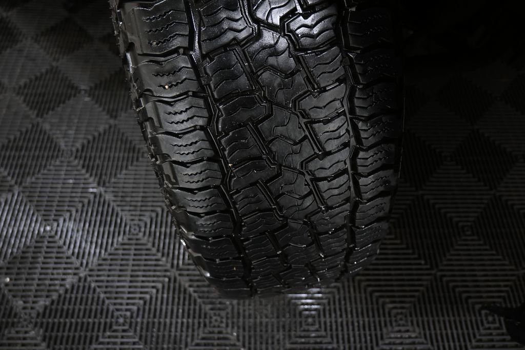 Used 2019 Chevrolet Silverado 1500 LT w/ Convenience Package image 24