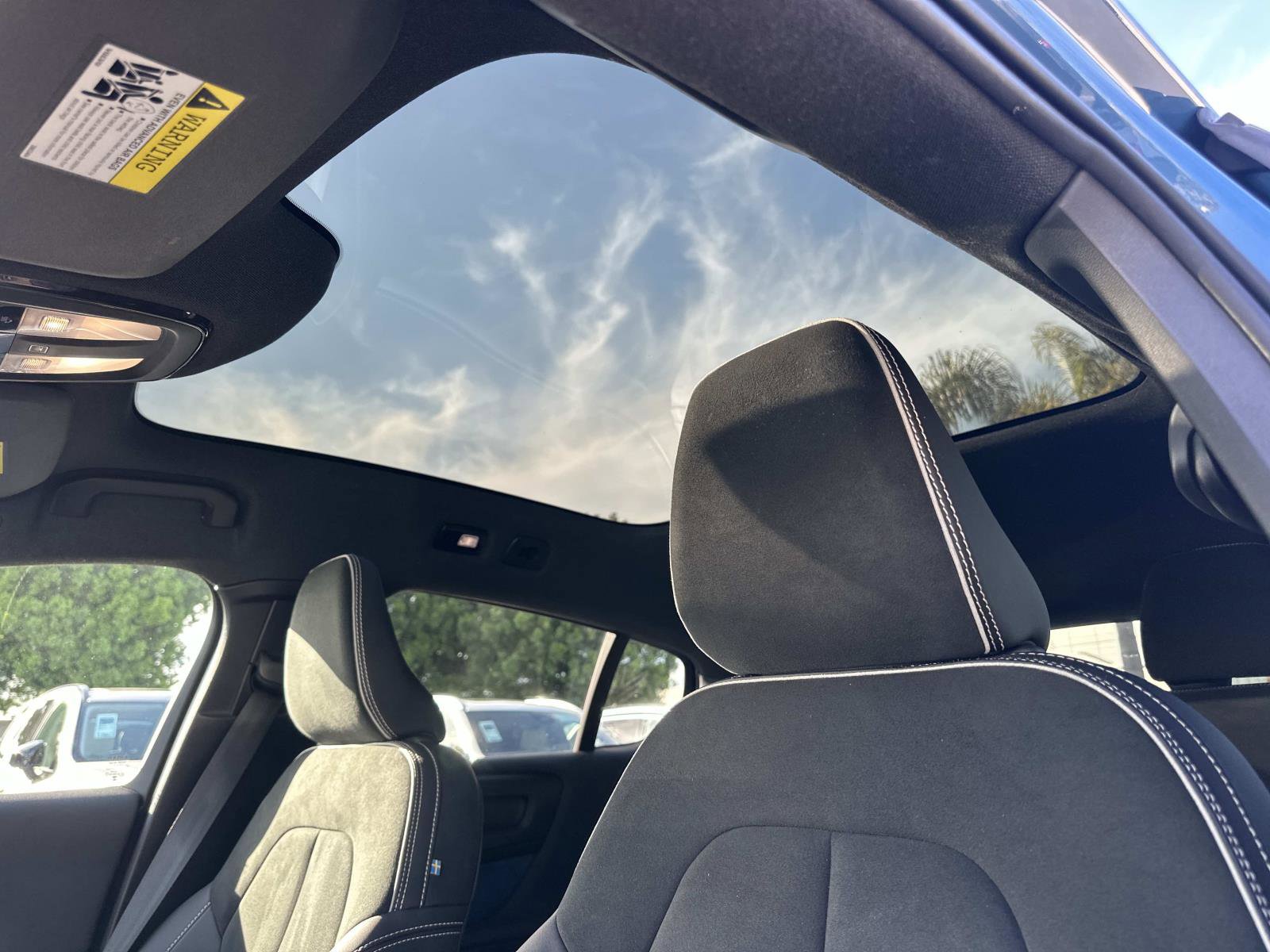 Certified 2023 Volvo C40 P8 Recharge Plus image 35
