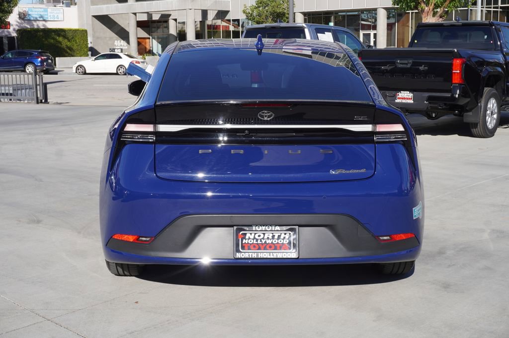 Used 2023 Toyota Prius Prime SE image 5