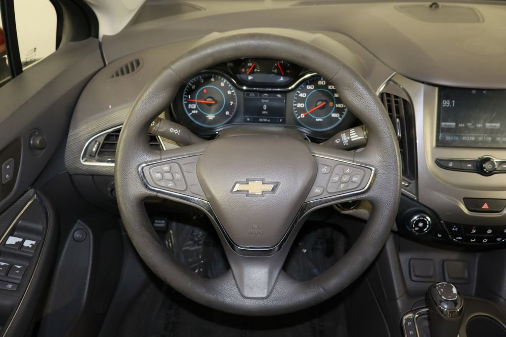 Used 2016 Chevrolet Cruze LT w/ Convenience Package image 7