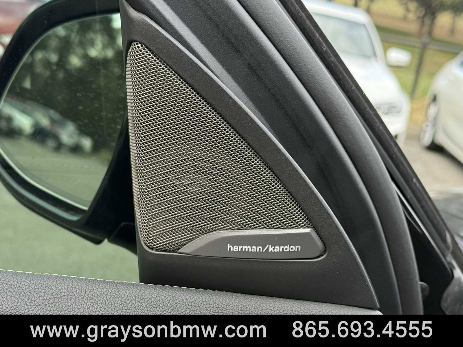 Used 2025 BMW X4 M40i w/ Premium Package image 14