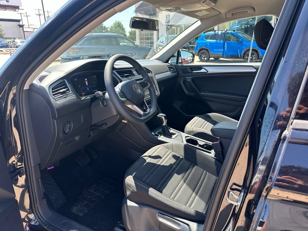 Used 2022 Volkswagen Tiguan S FWD image 11