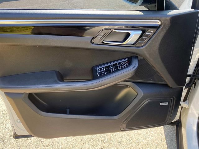Used 2020 Porsche Macan S AWD/4WD image 12