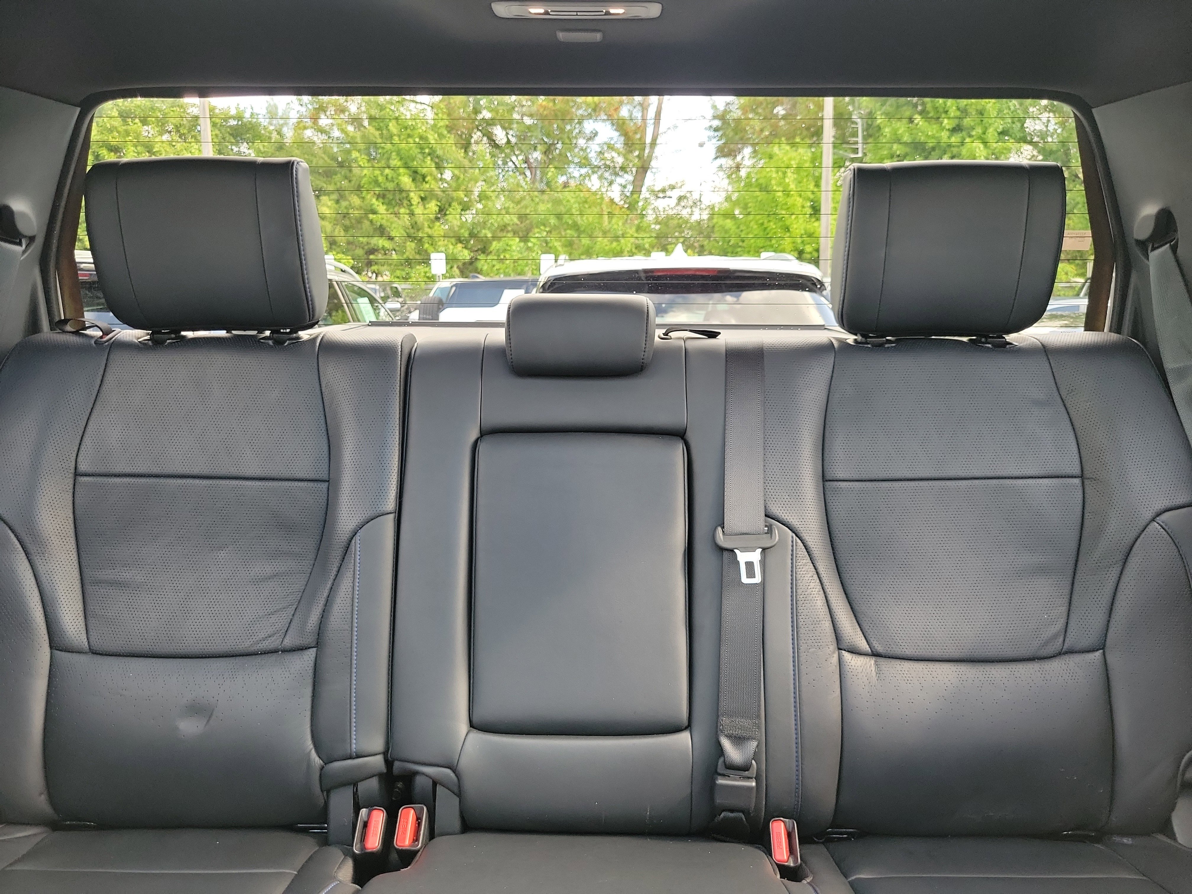 Used 2023 Toyota Tundra Platinum AWD/4WD image 16