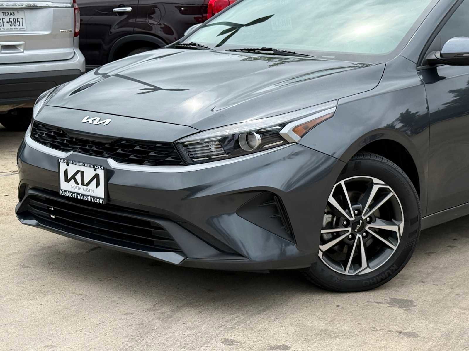 Certified 2024 Kia Forte LXS w/ LXS Technology Package FWD image 2