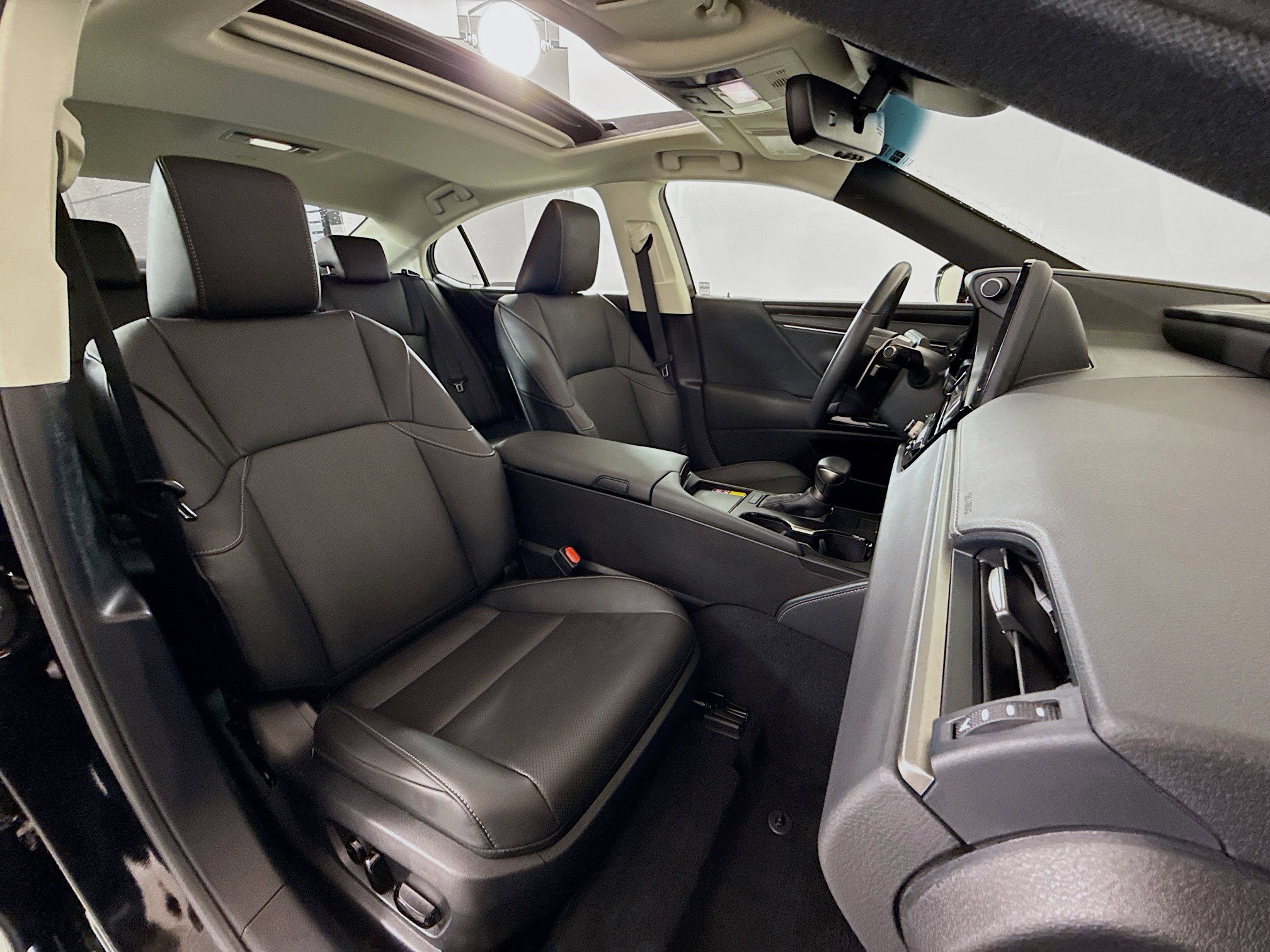 Certified 2025 Lexus ES 350 350 w/ Premium Package image 27