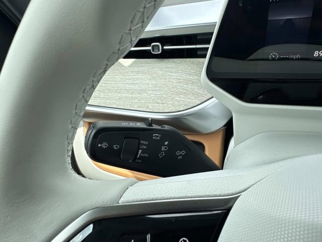 New 2025 Volkswagen ID. Buzz Pro S Plus AWD/4WD image 19