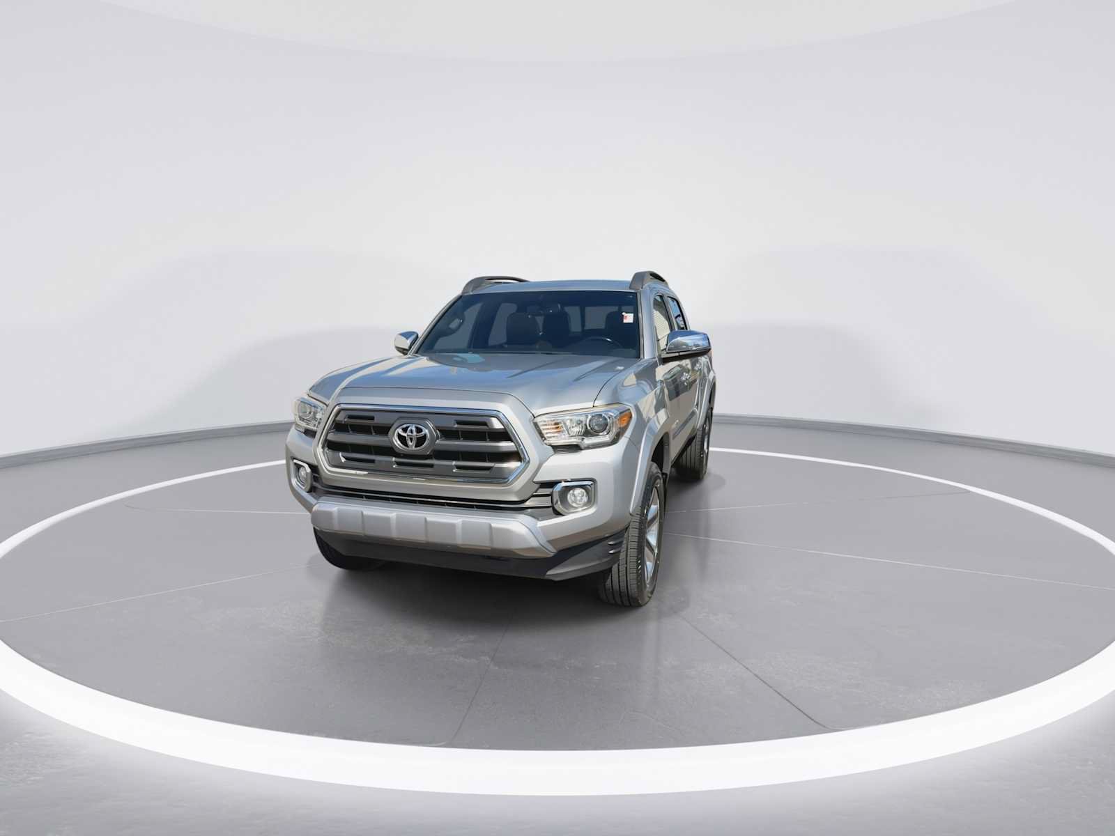 Certified 2016 Toyota Tacoma Limited w/ Towing Package AWD/4WD image 3