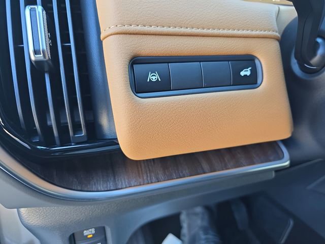 New 2026 Nissan Armada SL image 34