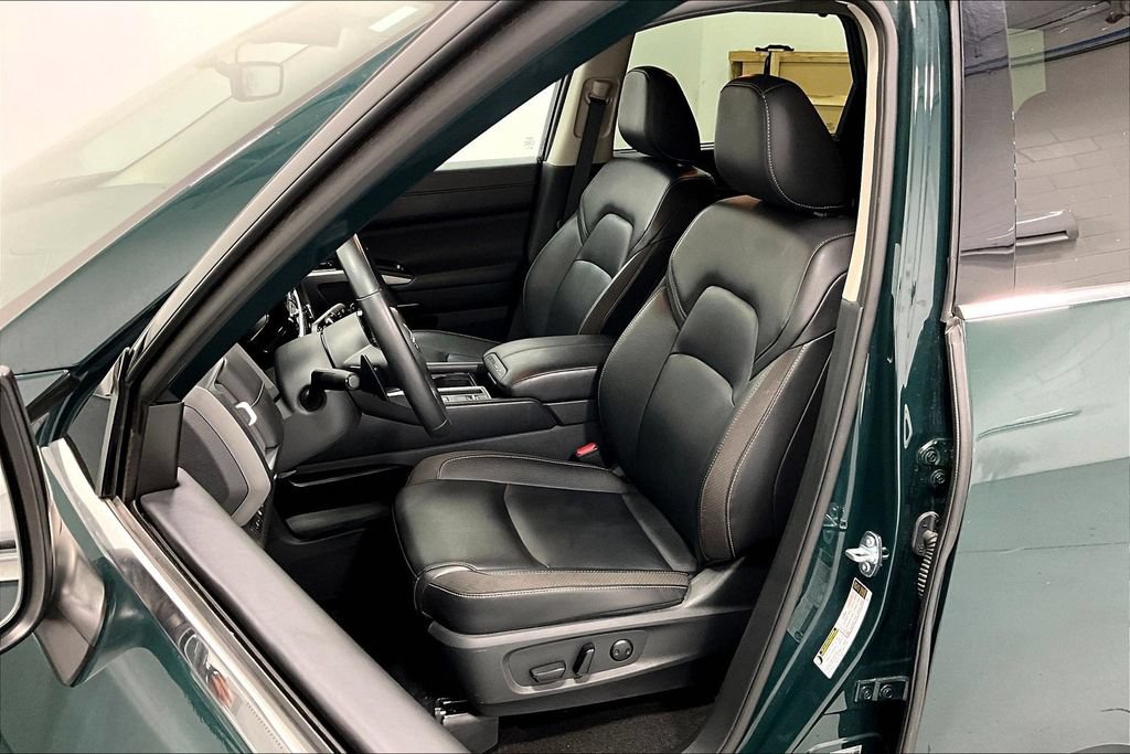 Used 2025 Nissan Pathfinder SL FWD image 30