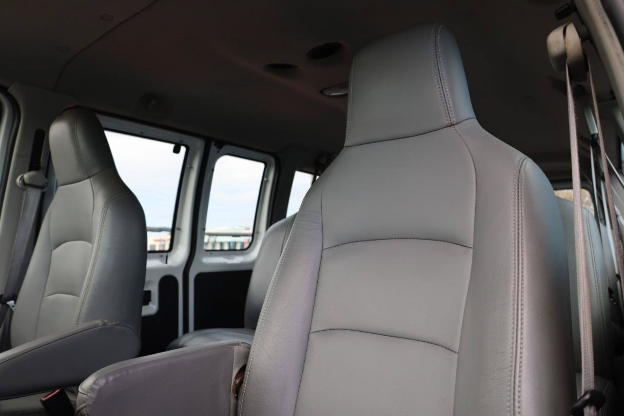 Used 2012 Ford E-350 and Econoline 350 XL w/ PWR Windows & Locks Group RWD image 5