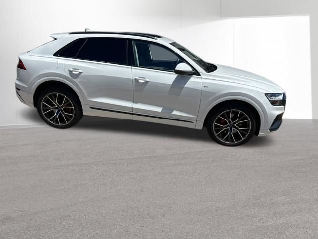 Used 2020 Audi Q8 Prestige AWD/4WD image 1