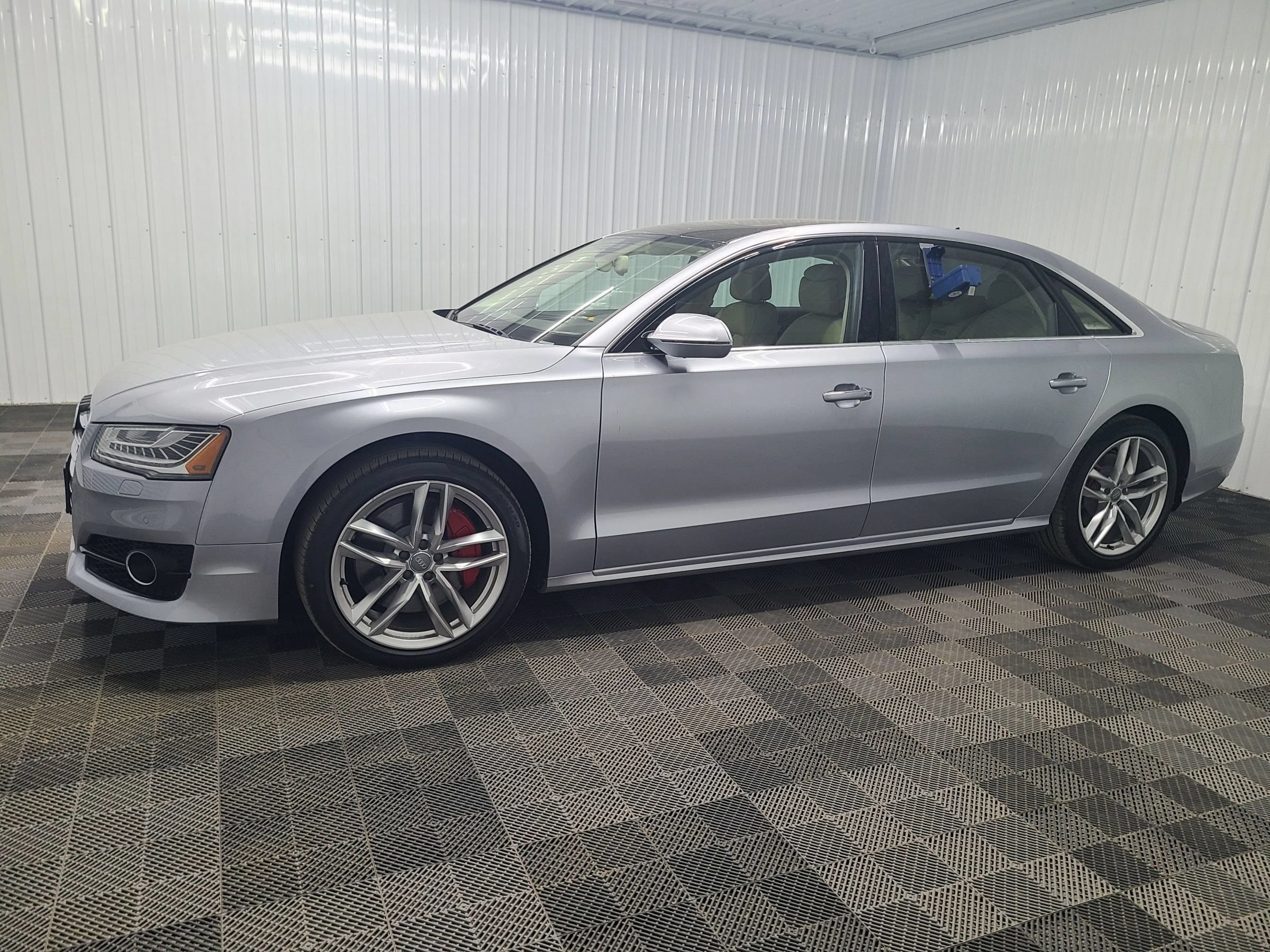 Used 2016 Audi A8 L 4.0T w/ Driver Assistance Package AWD/4WD image 8
