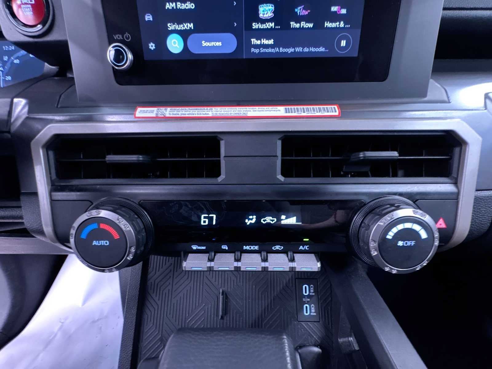 Used 2025 Toyota Tacoma TRD Off-Road AWD/4WD image 27
