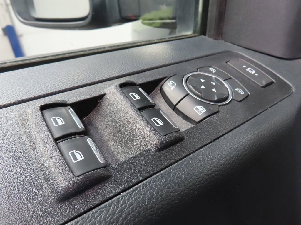Used 2022 Ford F250 Lariat w/ Black Appearance Pkg AWD/4WD image 67
