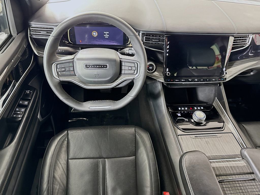 Used 2022 Jeep Wagoneer Series II image 3