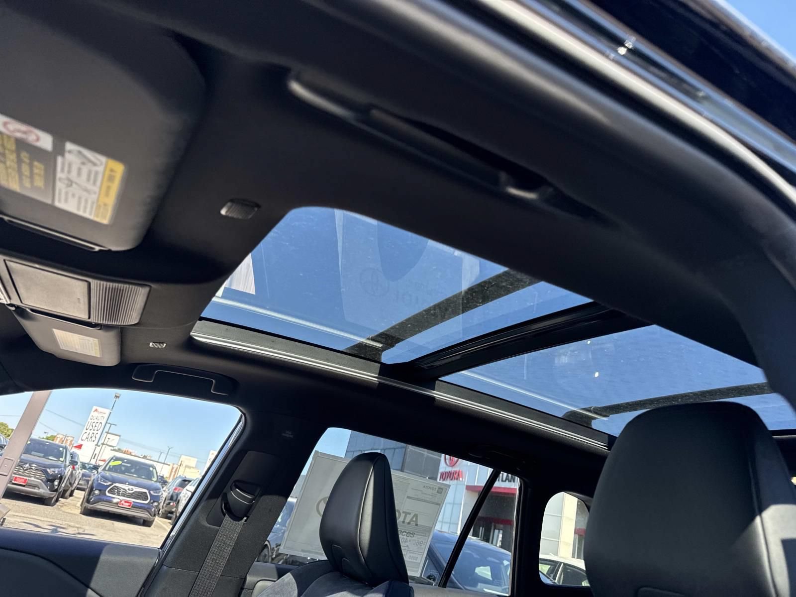New 2026 Toyota RAV4 XSE w/ Panoramic Sun Roof Package AWD/4WD image 11