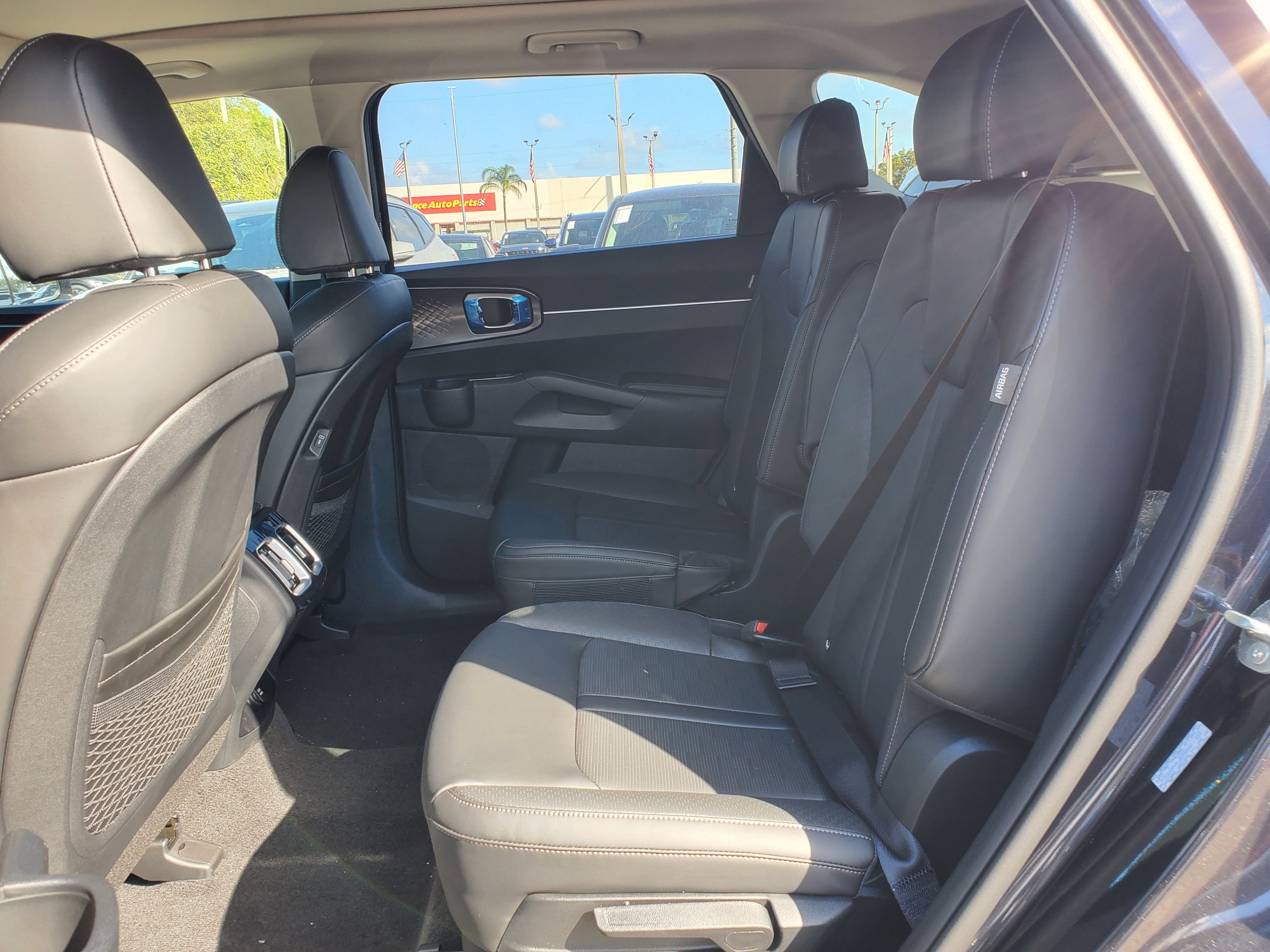 New 2025 Kia Sorento SX image 8