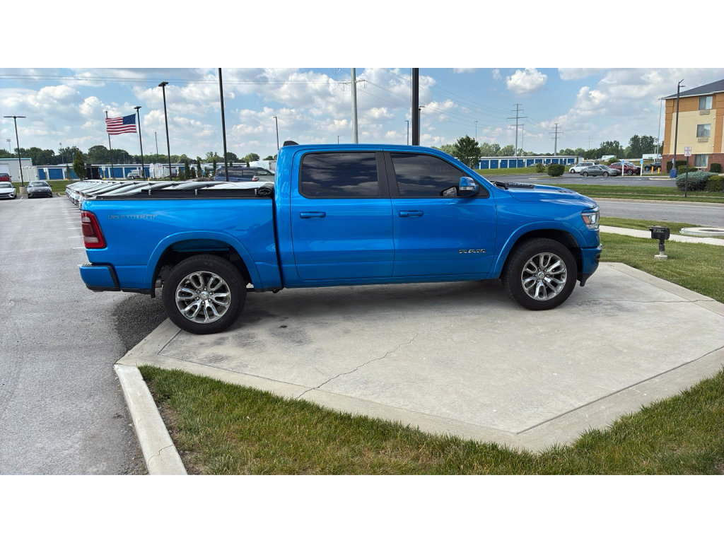 Used 2022 RAM 1500 Laramie w/ Sport Appearance Package AWD/4WD image 5