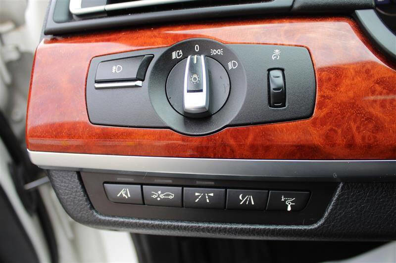 Used 2012 BMW ALPINA B7 xDrive LWB image 20